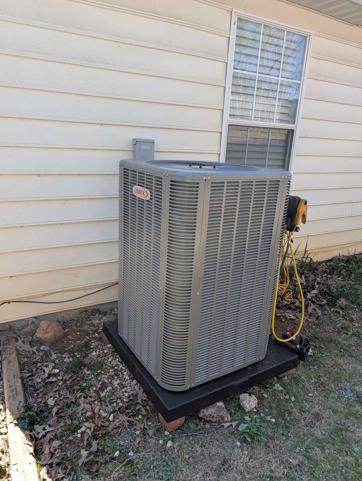 Freshly installed Lennox AC condenser by Chilly Willy Air